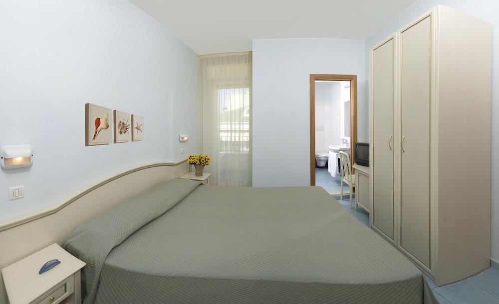 Hotel Belmar Cattolica Ngoại thất bức ảnh